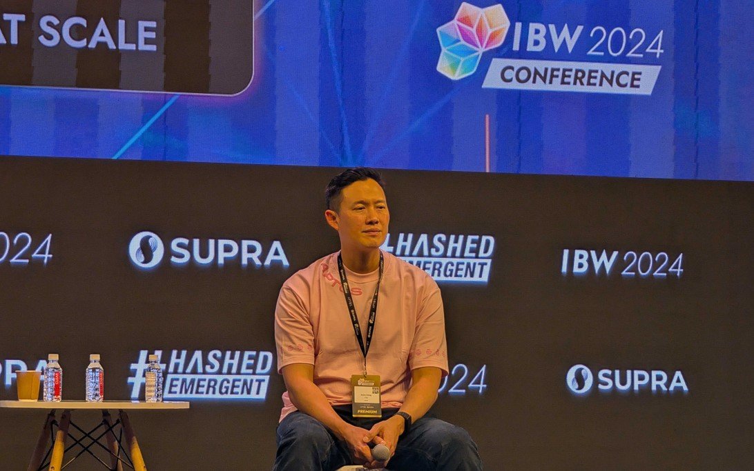 Avery Ching, Co-Founder of Aptos, at India Blockchain Week 2024.