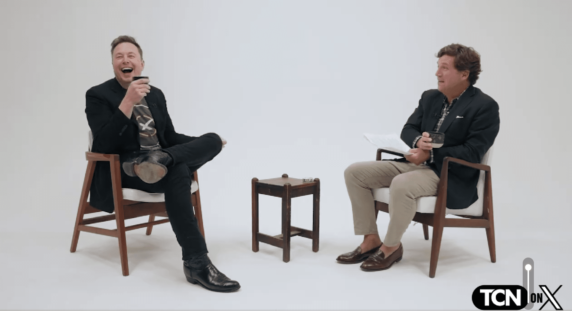 Elon Musk and Tucker Carlson Source: Journalist