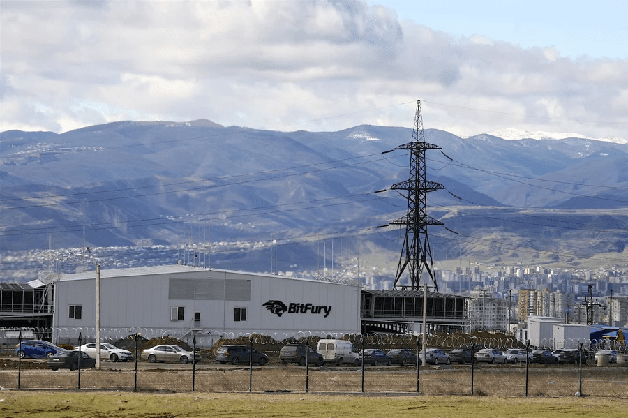 Станция добычи криптовалют американской компании Bitfury в Грузии. Источник — Эндрю Норт. 