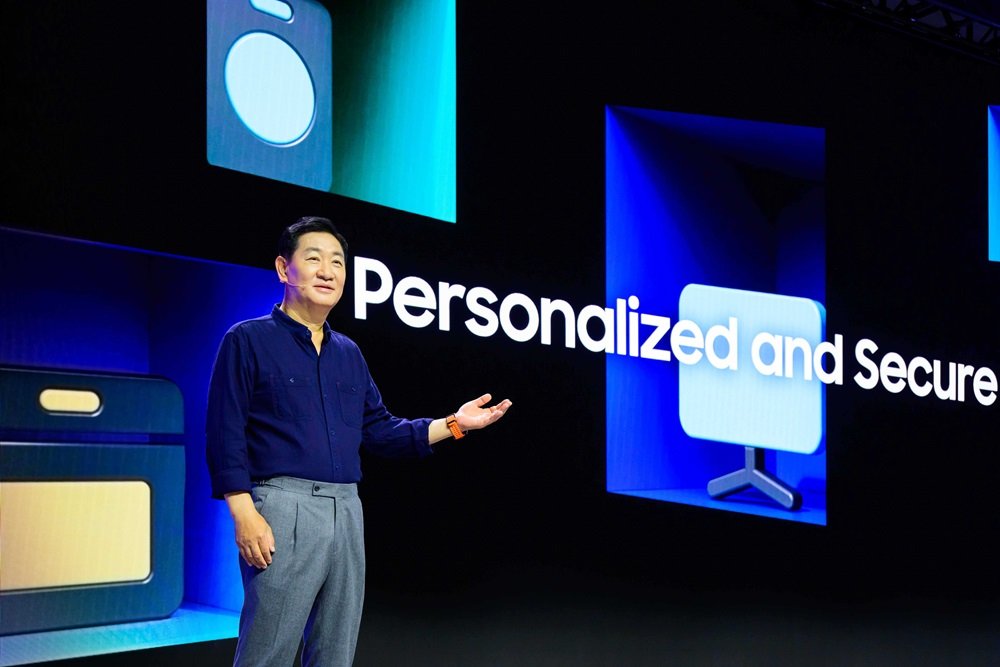Samsung CEO  Jong-Hee Han delivering the SDC24 keynote speech. Source: news.samsung.com