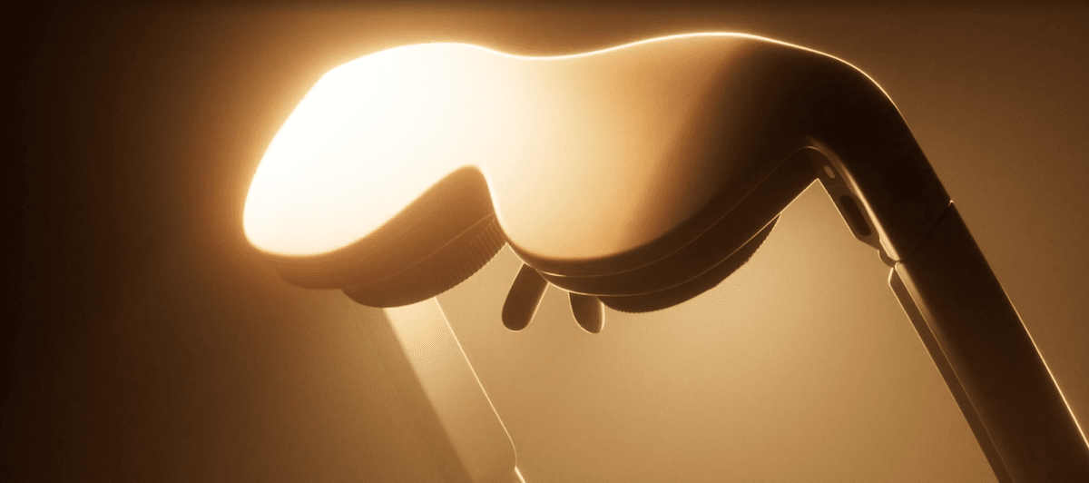 The device ensures focused and distraction-free reading Source: https://solreader.com/